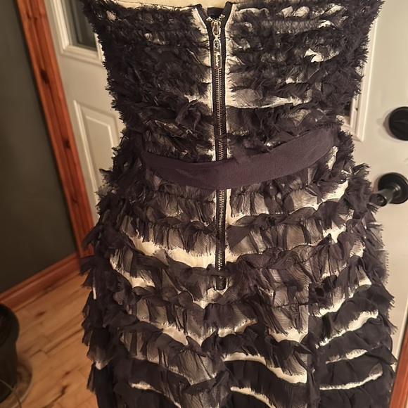 Guess Strapless Dress - Picture 3 of 10